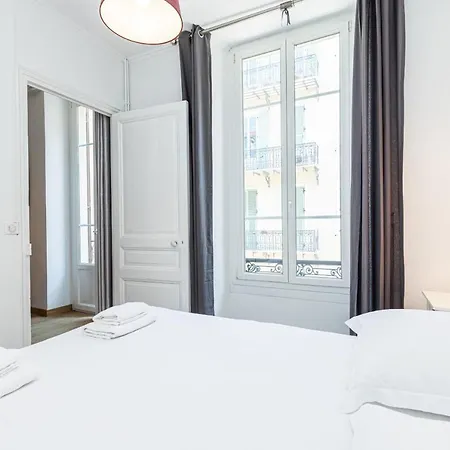 Confort Downtown 2 Bdr Апартаменты Ницца