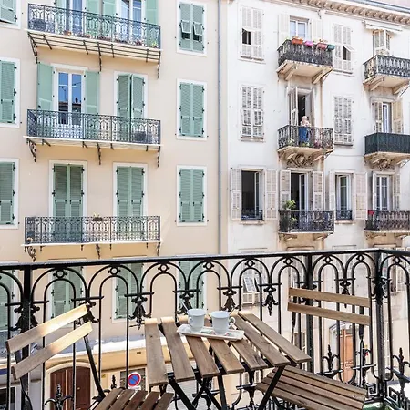 Confort Downtown 2 Bdr Apartment Nizza
