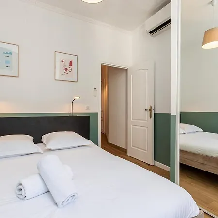 Confort Downtown 2 Bdr Ницца