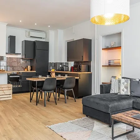 Апартаменты Confort Downtown 2 Bdr Ницца