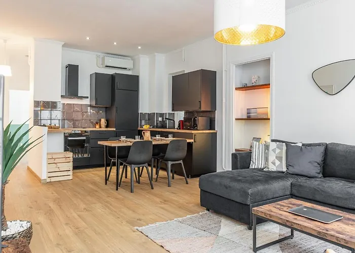شقة Confort Downtown 2 Bdr نيس